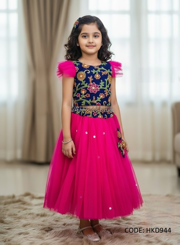 WhatsApp Image 2026-06-15 at 18.53.20 (2) প্রিমিয়াম কিডস পার্টি লেহেঙ্গা - রানী গোলাপি - Image 1